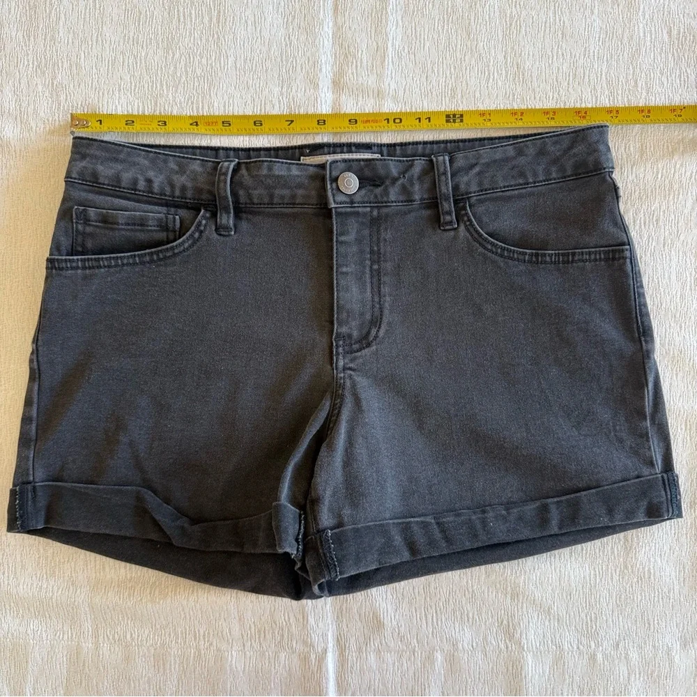 Vans Black Denim Shorts Womens Size‎ 5 Cuffed Skate Casual Jeans Summer